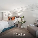 Super 1 Bed Town Hall, Art Gallery & Theatres - By Purestay