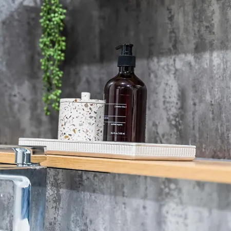 Stylish Flat In With Mezzanine Sleeps 4 By Purestay Апартаменти