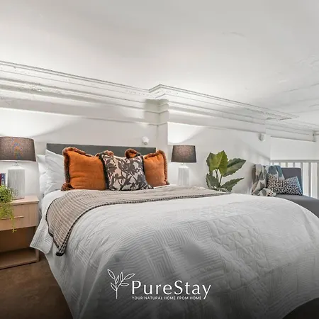 Stylish Flat In With Mezzanine Sleeps 4 By Purestay Апартаменти *