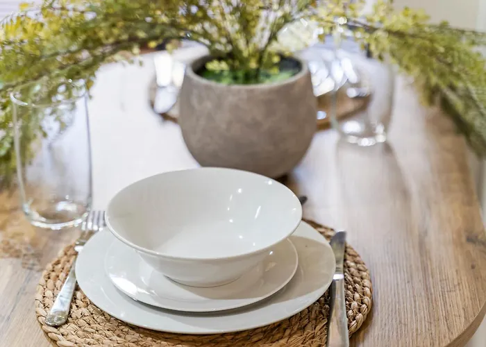 Stylish Flat In With Mezzanine Sleeps 4 By Purestay 公寓 利兹